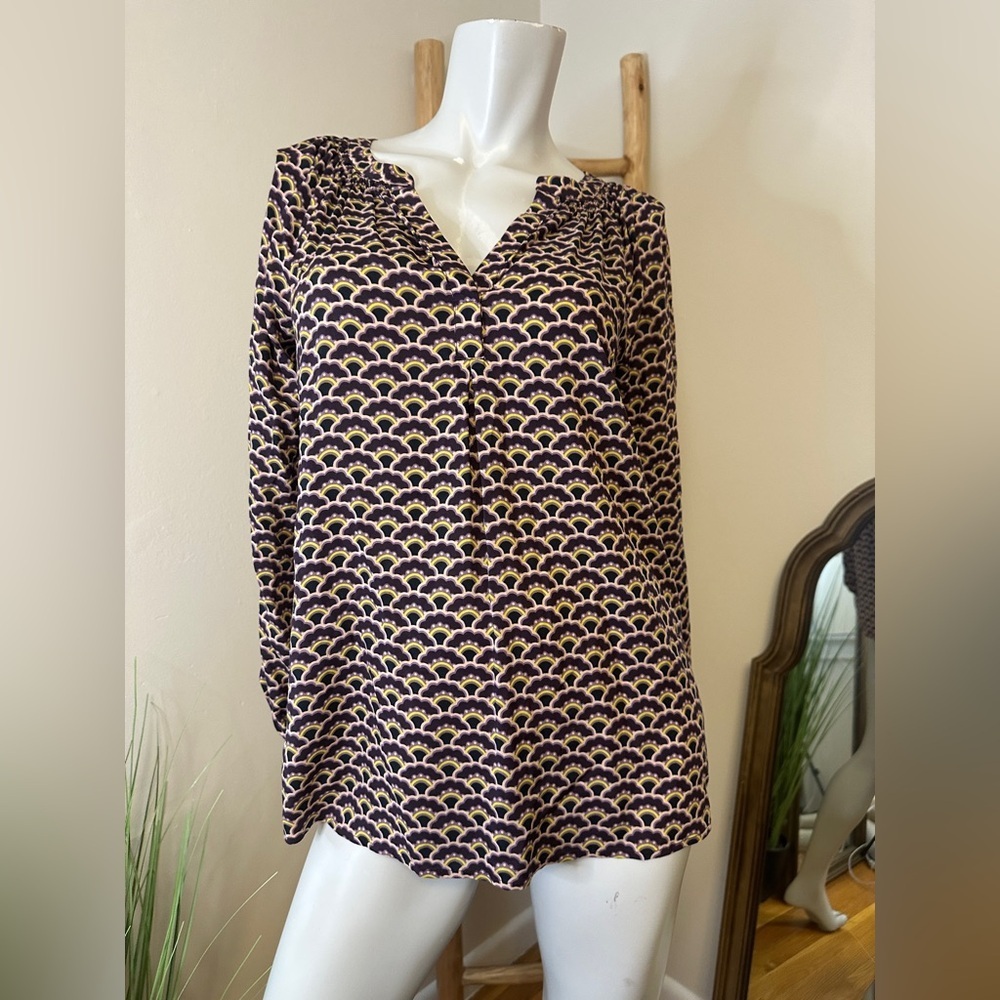 Boden Dolly Split V Neck Printed Floral Long Sleeve Blouse size 4 Purple Green
